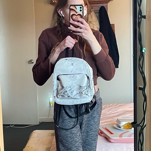 Mini backpack 🎒 - Picture 5 of 5